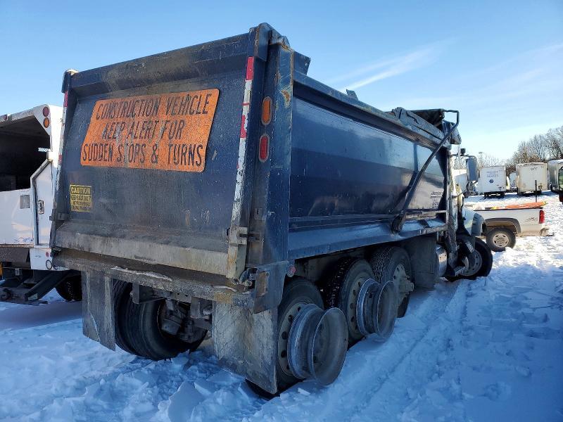 2015 Mack GU (GRANITE)