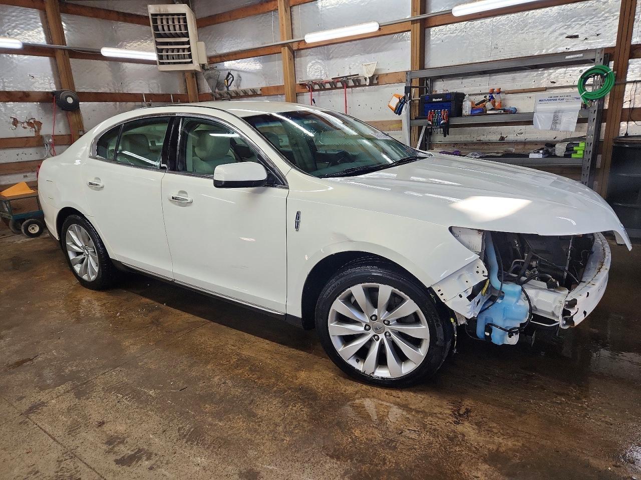 2013 Lincoln Townhouse MKS