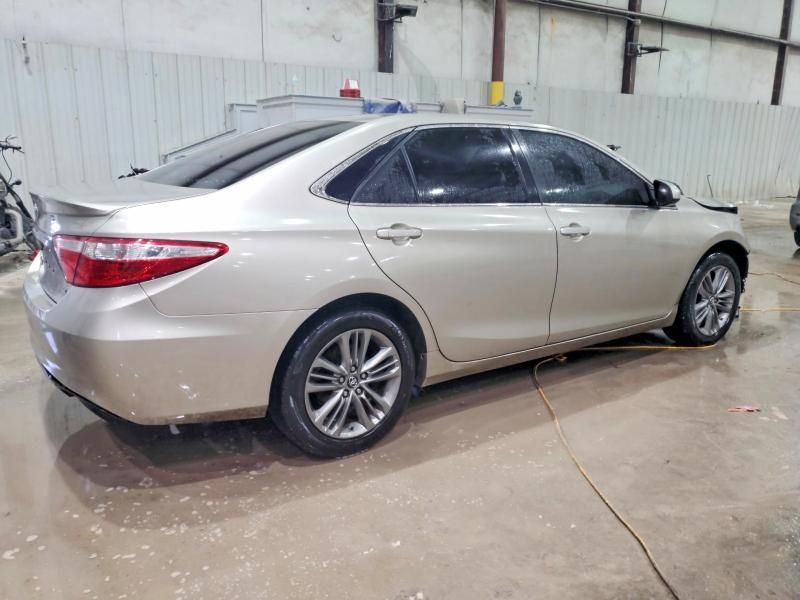 2016 Toyota Camry le