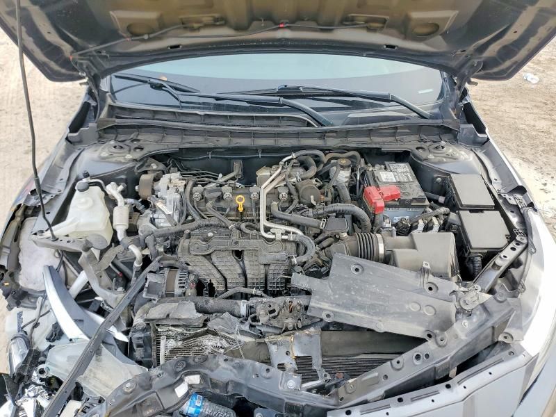 2021 Nissan Altima sv