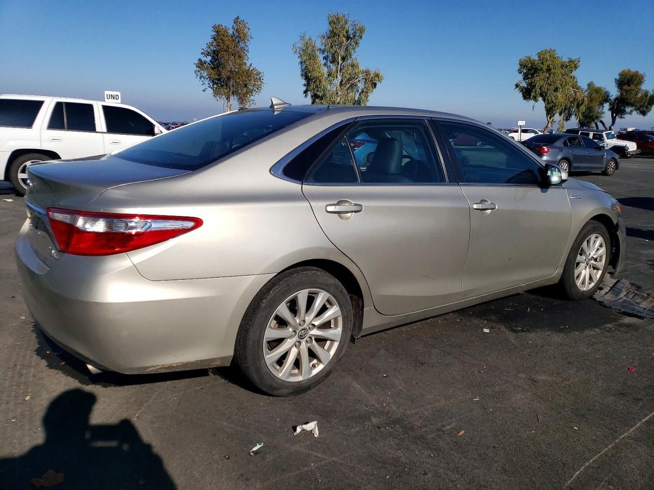 2015 Toyota Camry Hybrid