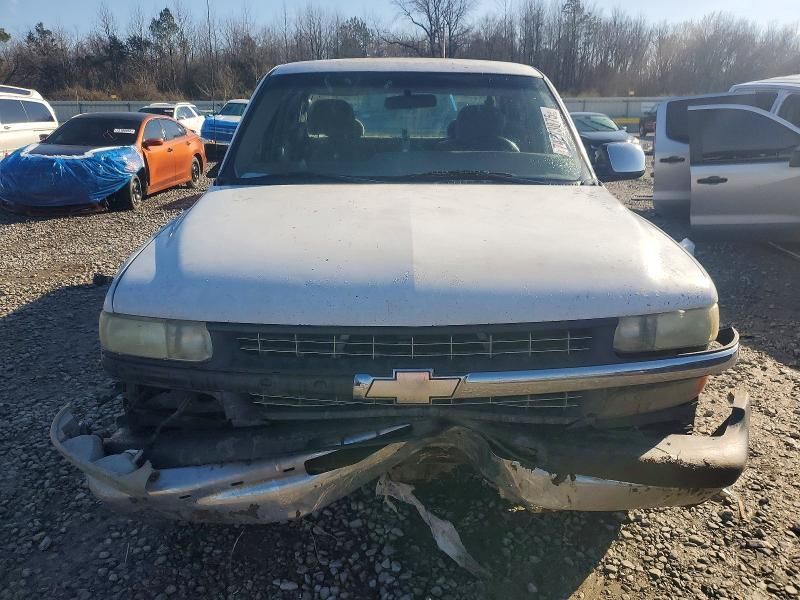2002 Chevrolet Silverado C1500