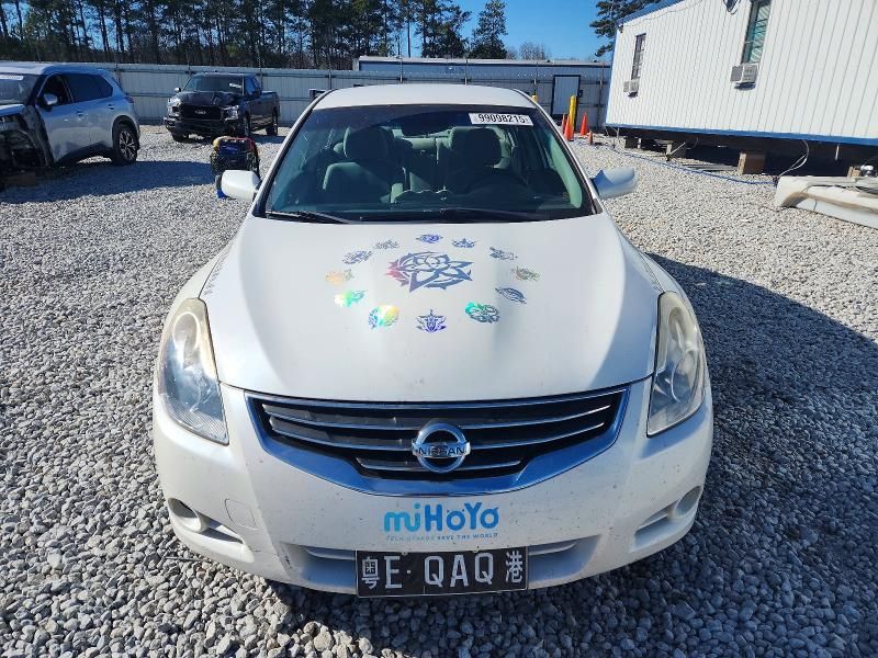 2010 Nissan Altima Base