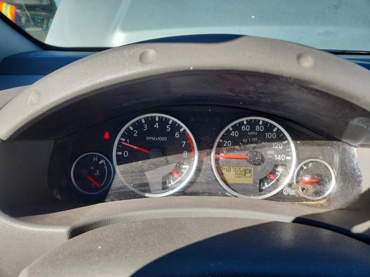 2015 Niss Frontier s