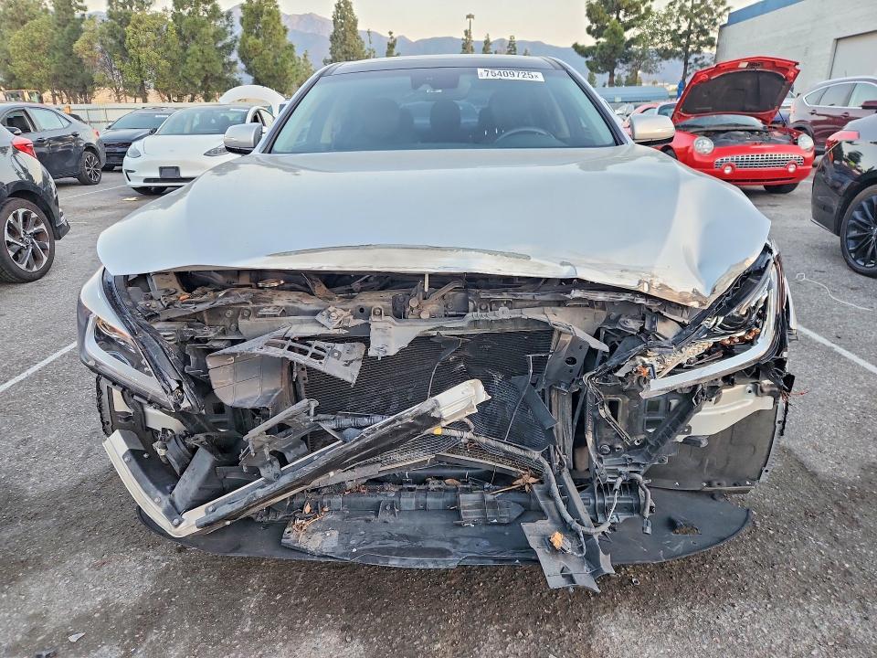2018 Genesis G80 Base