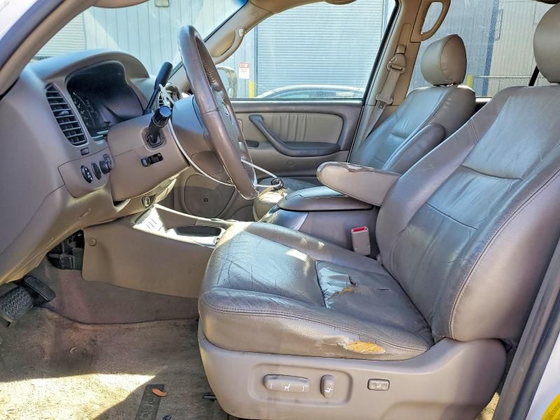 2005 Toyota Sequoia Limited