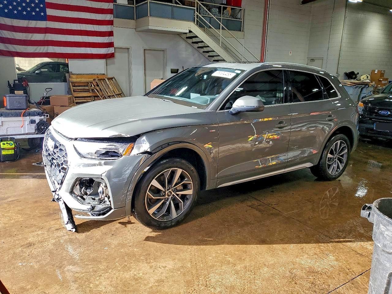 2023 Audi Q5 Premium Plus 45