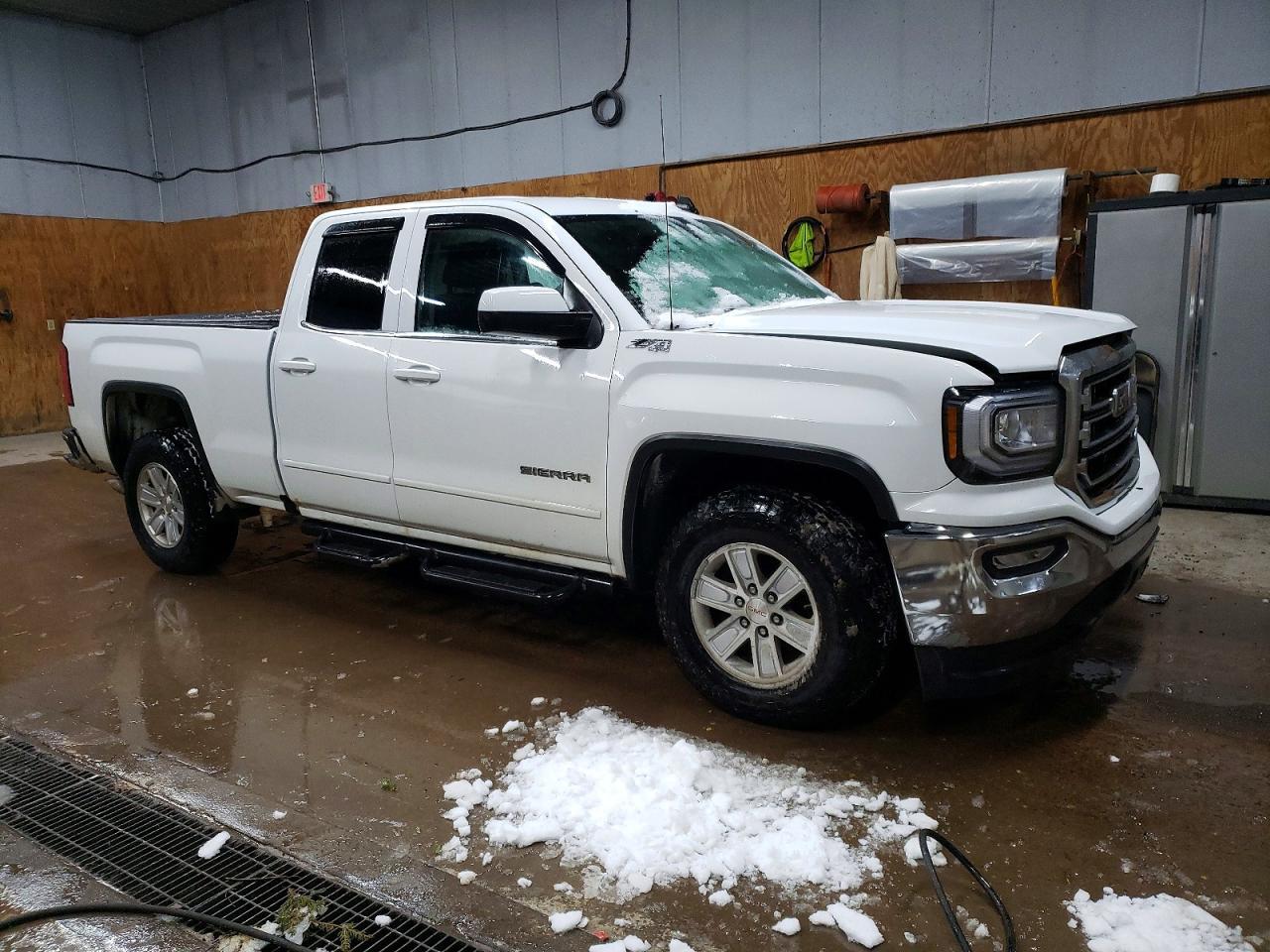 2018 GMC Sierra K1500 sle