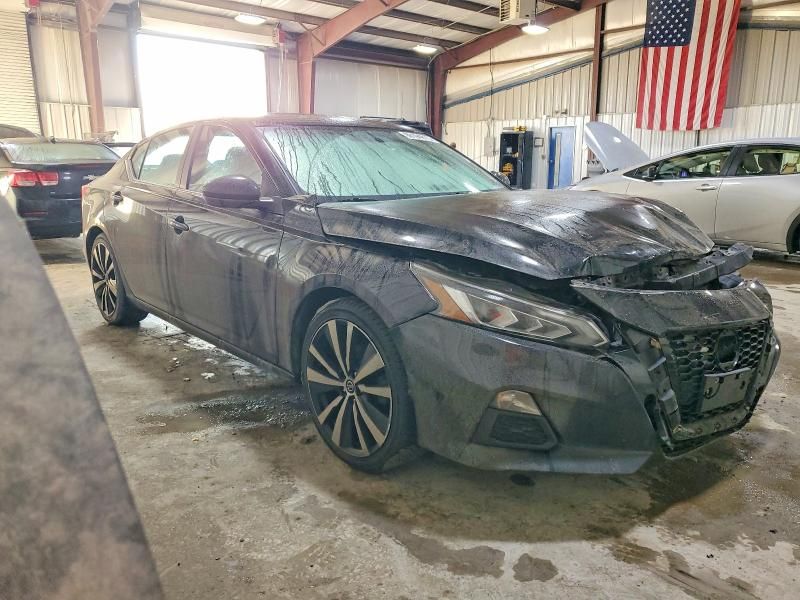 2019 Nissan Altima sr