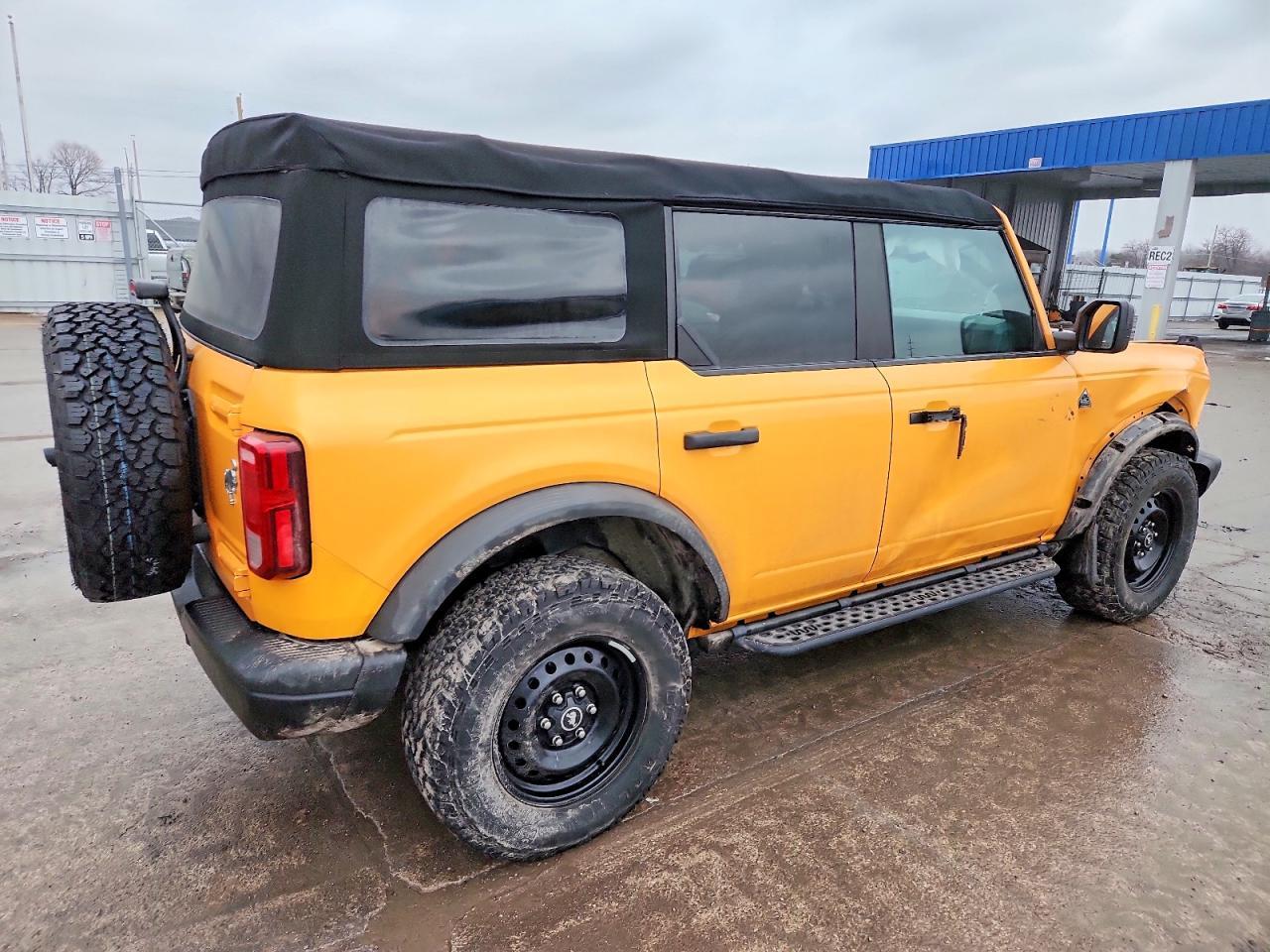 2022 Ford Bronco Base