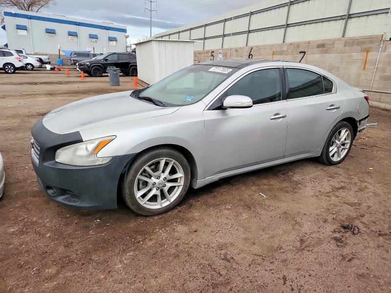 2009 Nissan Maxima s