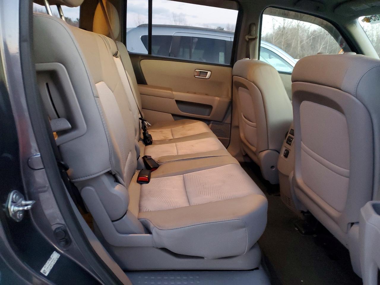 2015 Honda Pilot lx