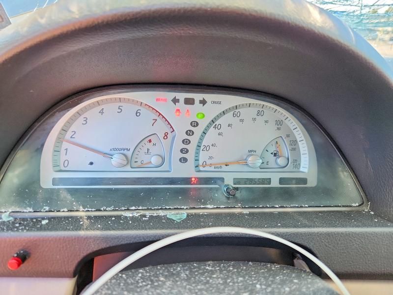 2004 Toyota Camry le