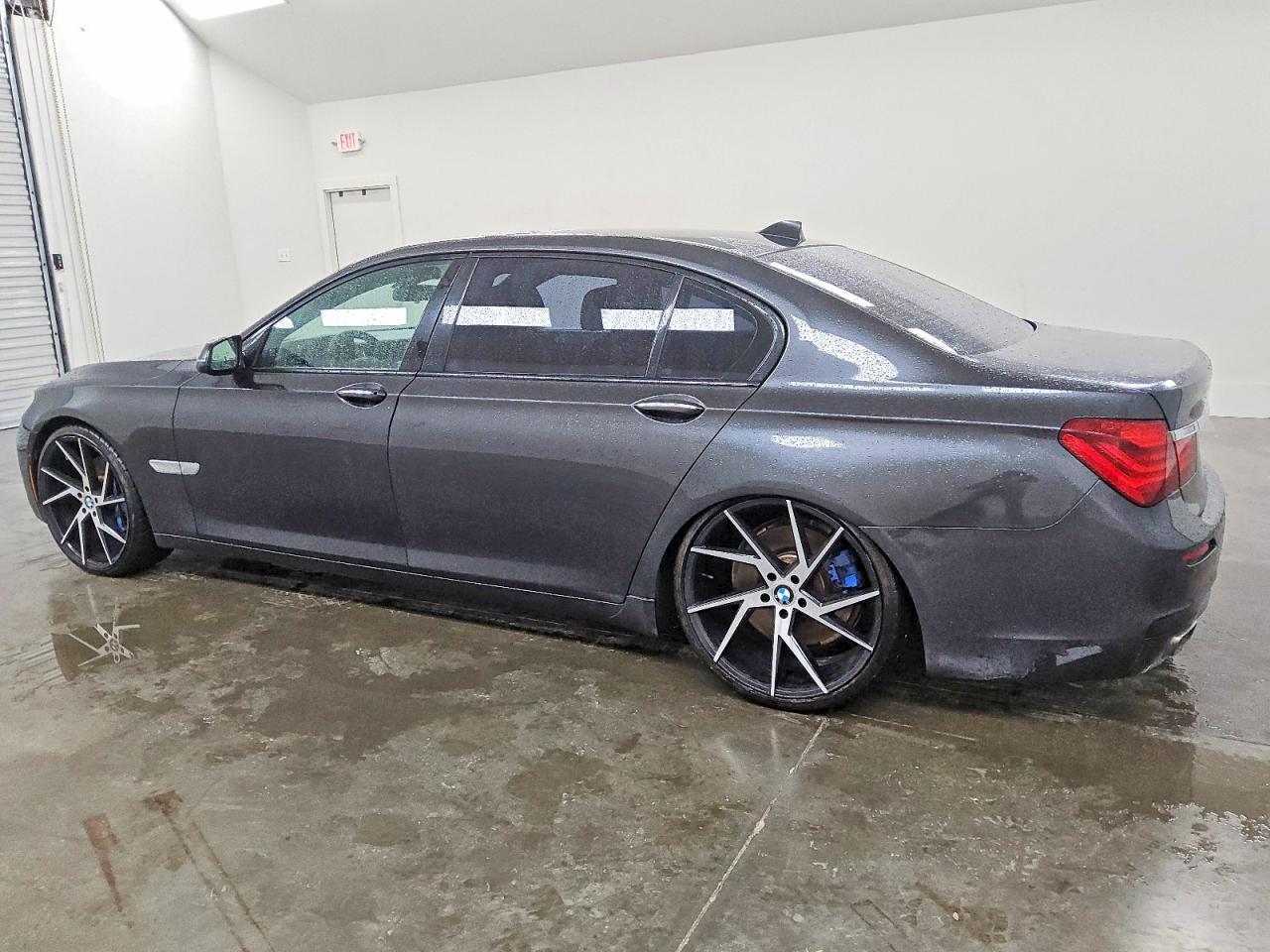 2014 BMW 750 li