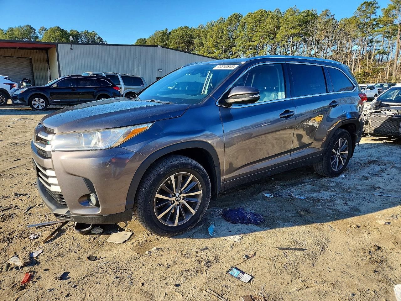 2018 Toyota Highlander se