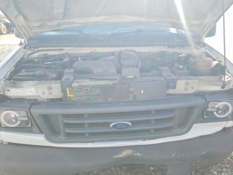2004 Ford E250 Utility / Service Van