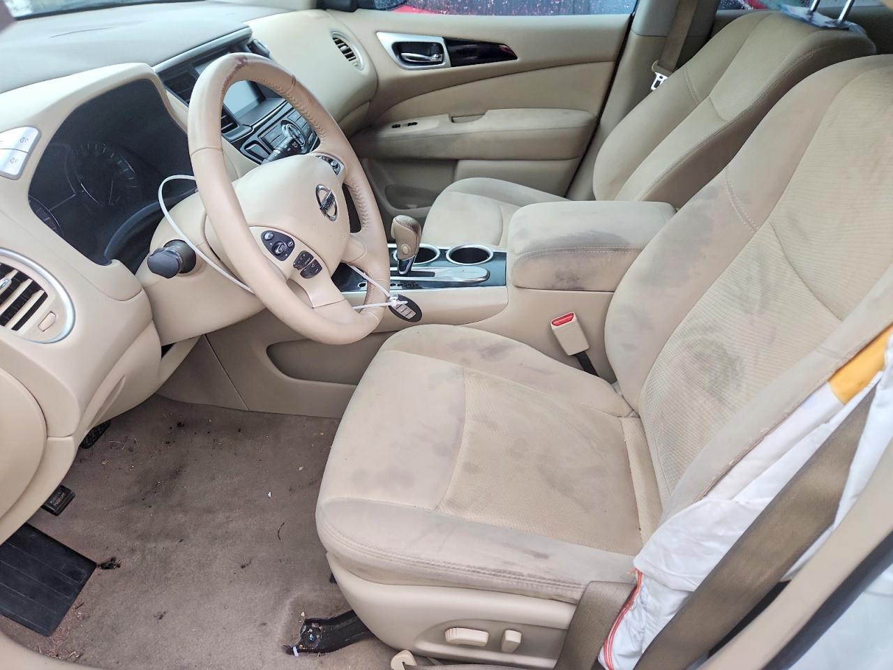 2015 Nissan Pathfinder s