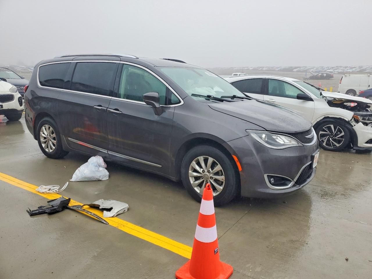 2019 Chrysler Pacifica Touring l