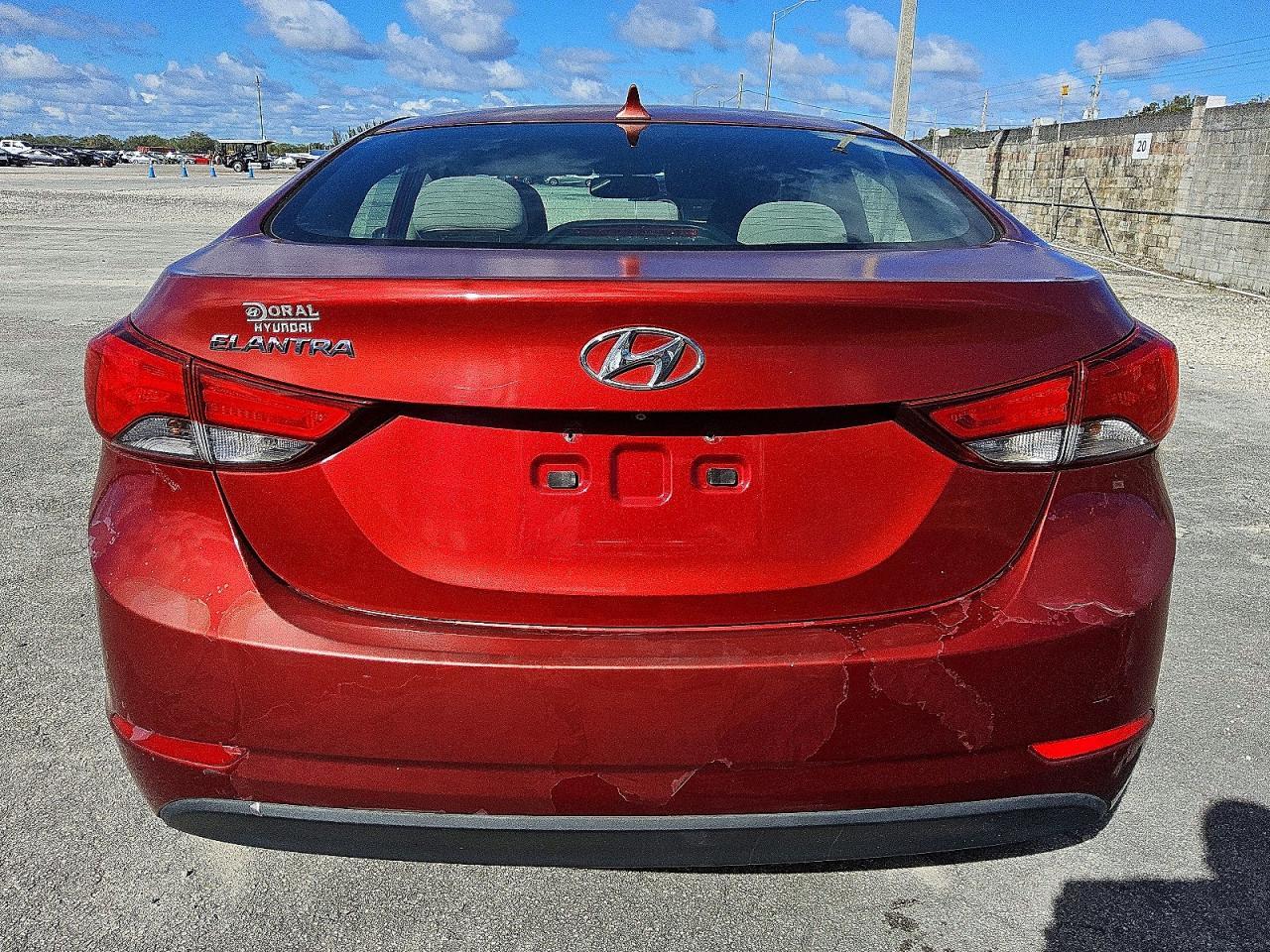 2014 Hyundai Elantra se