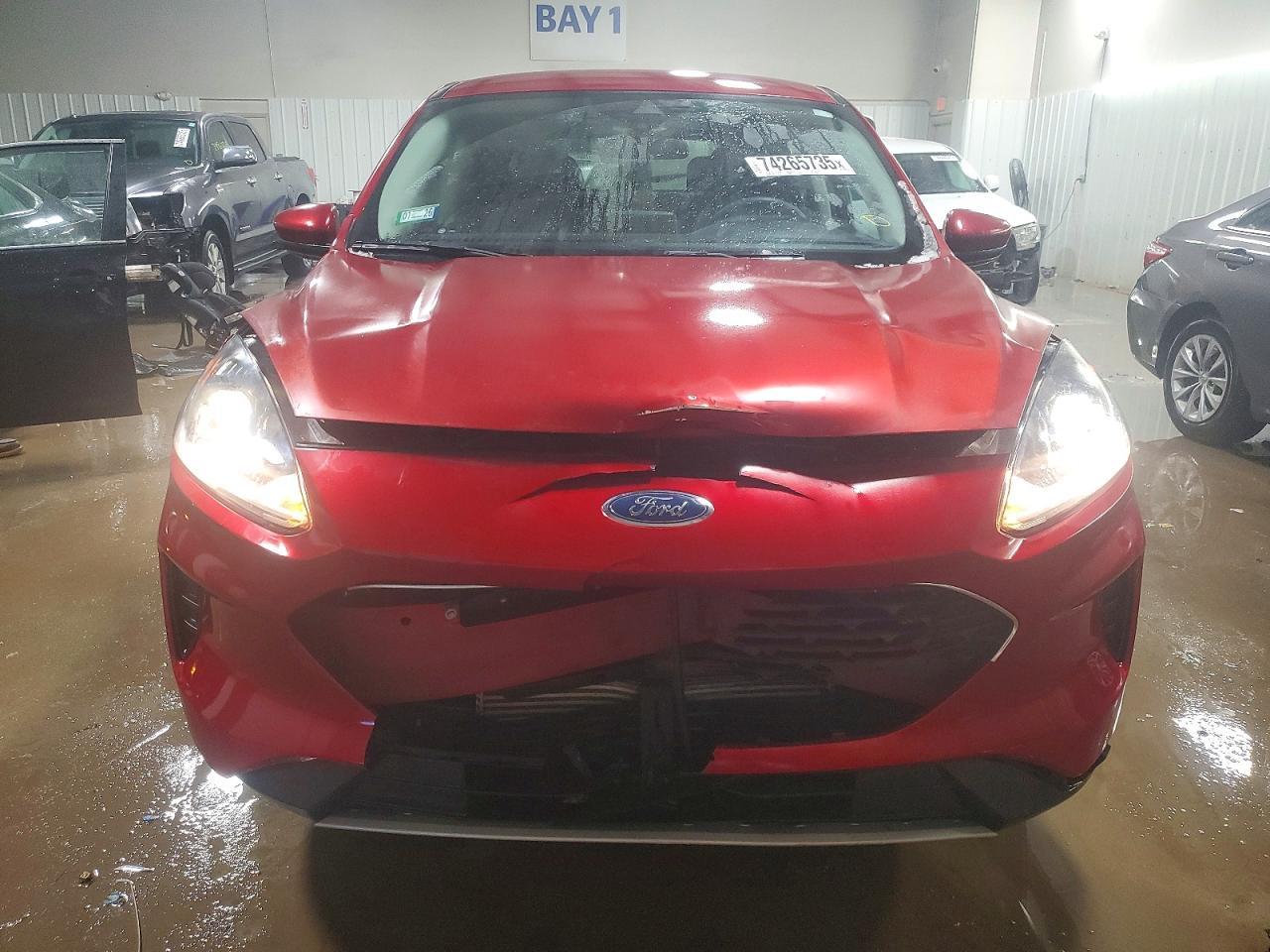 2021 Ford Escape se