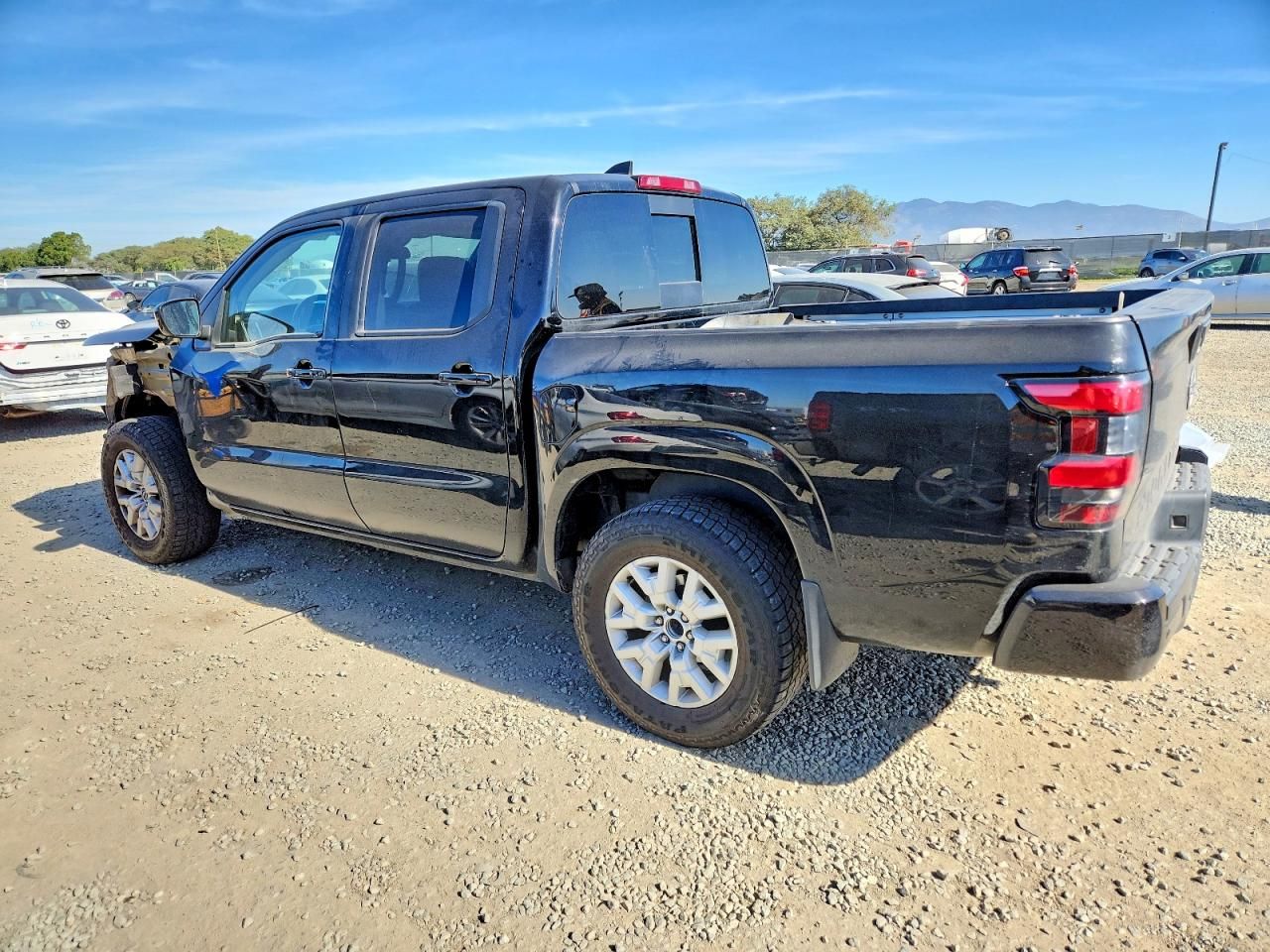 2024 Nissan Frontier s