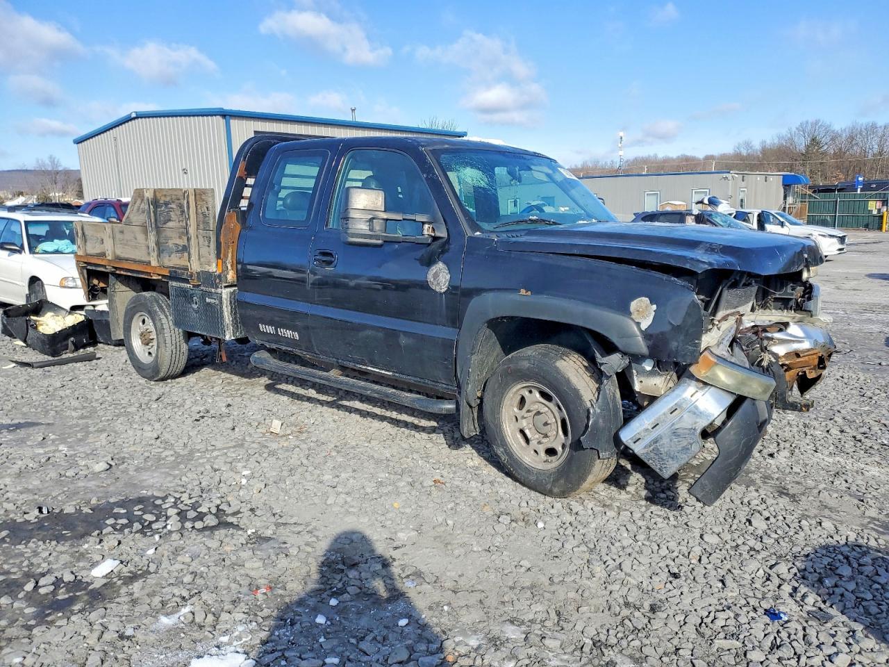2005 Chevrolet Silverado Flatbed Truck