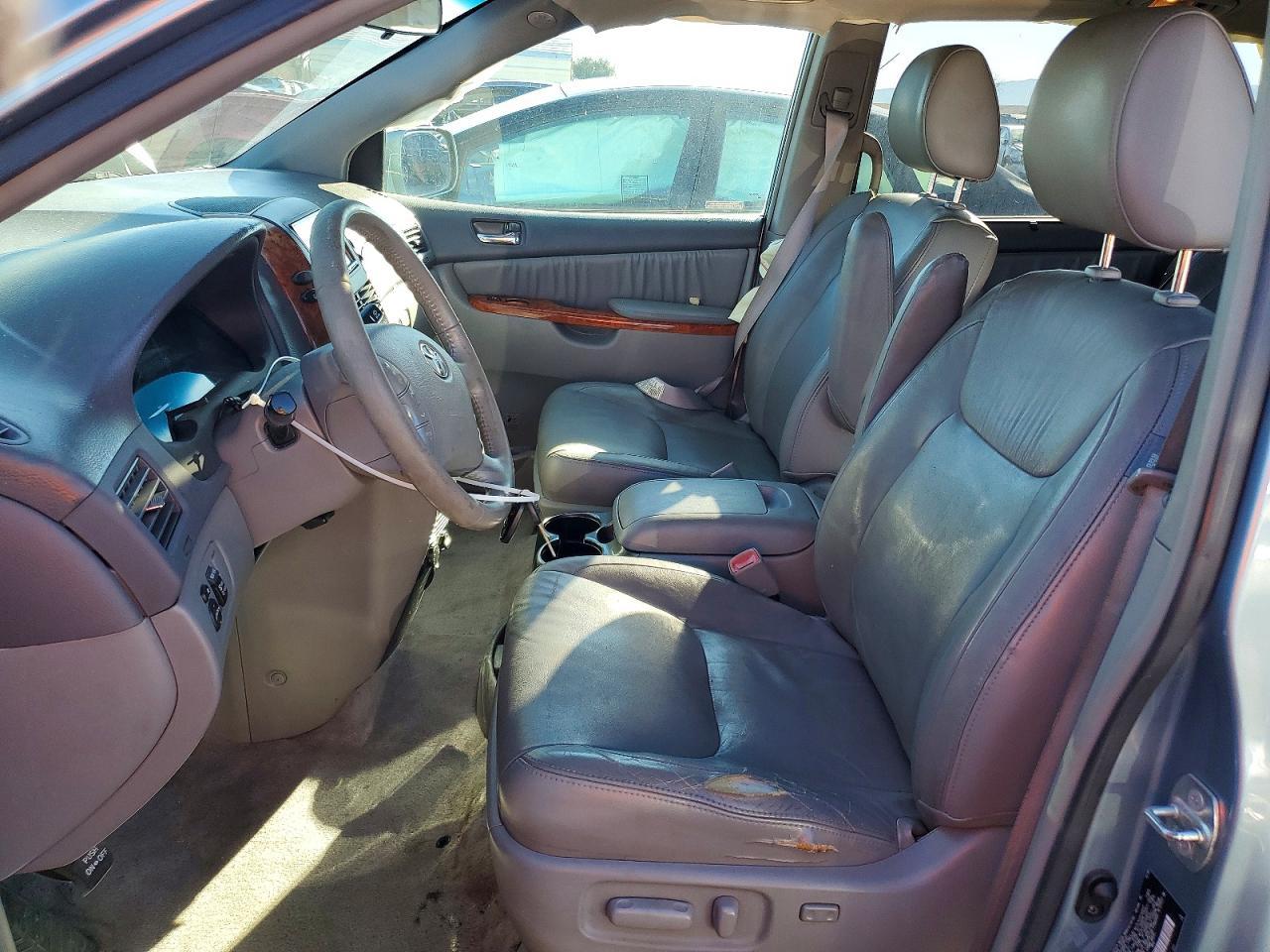2009 Toyota Sienna xle