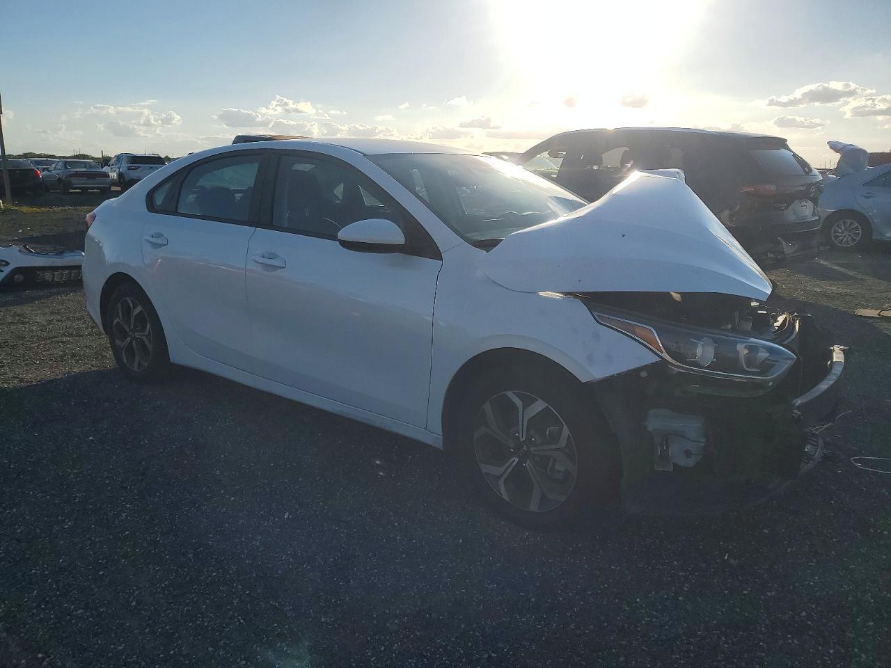 2021 KIA Forte fe