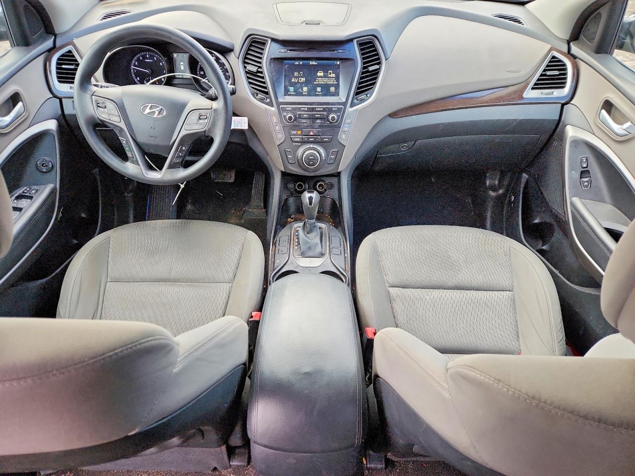 2017 Hyundai Santa fe se