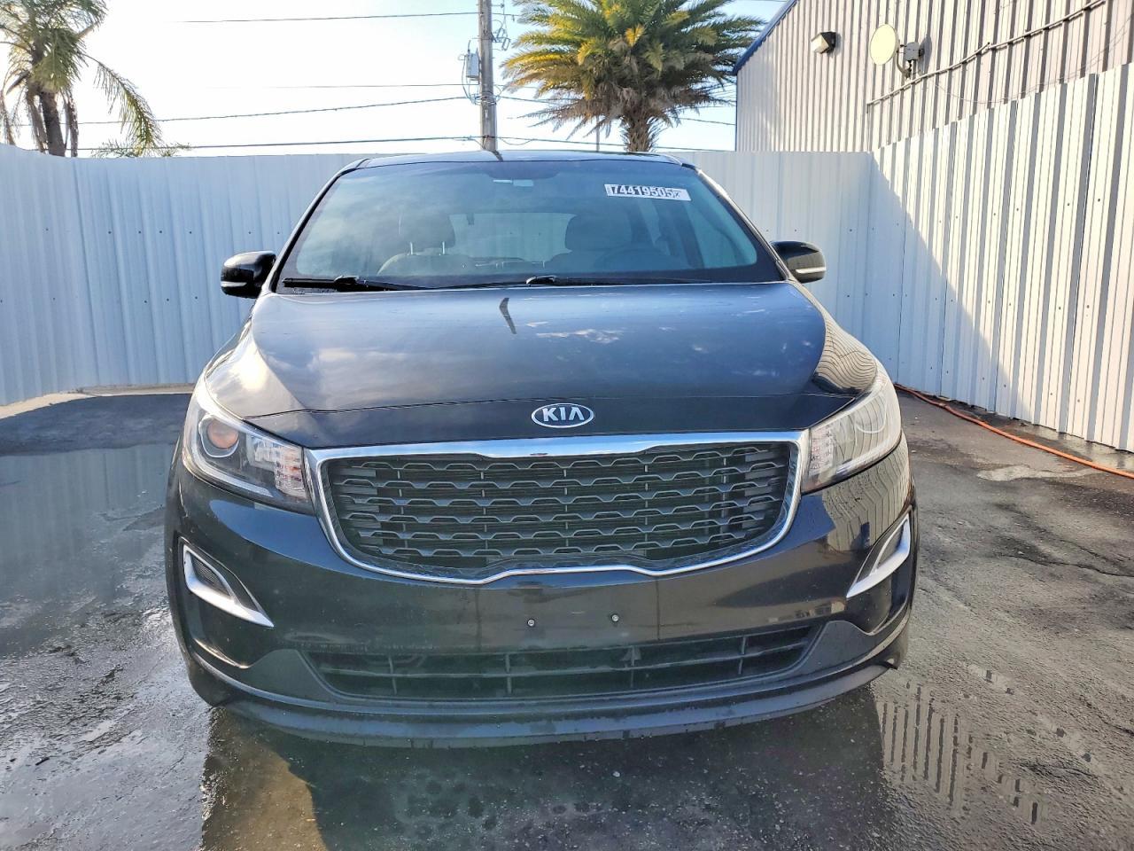 2020 KIA Sedona l