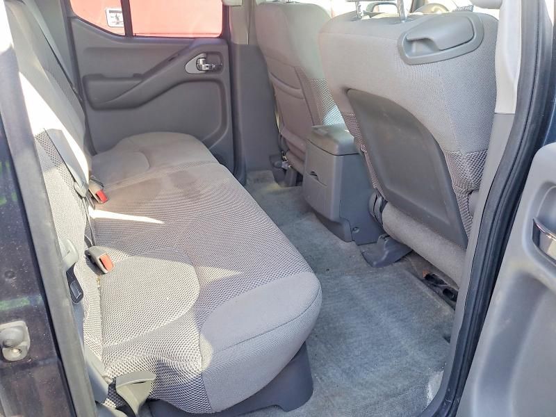 2014 Nissan Frontier s