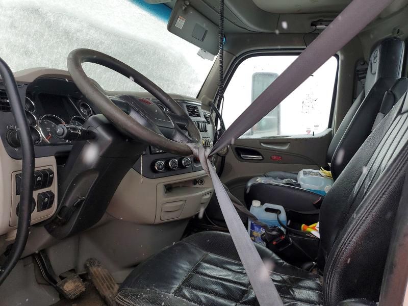 2022 Peterbilt 567