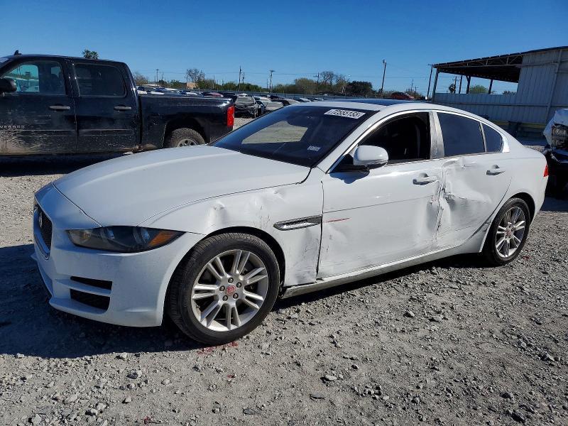 2017 Jaguar Xe Premium
