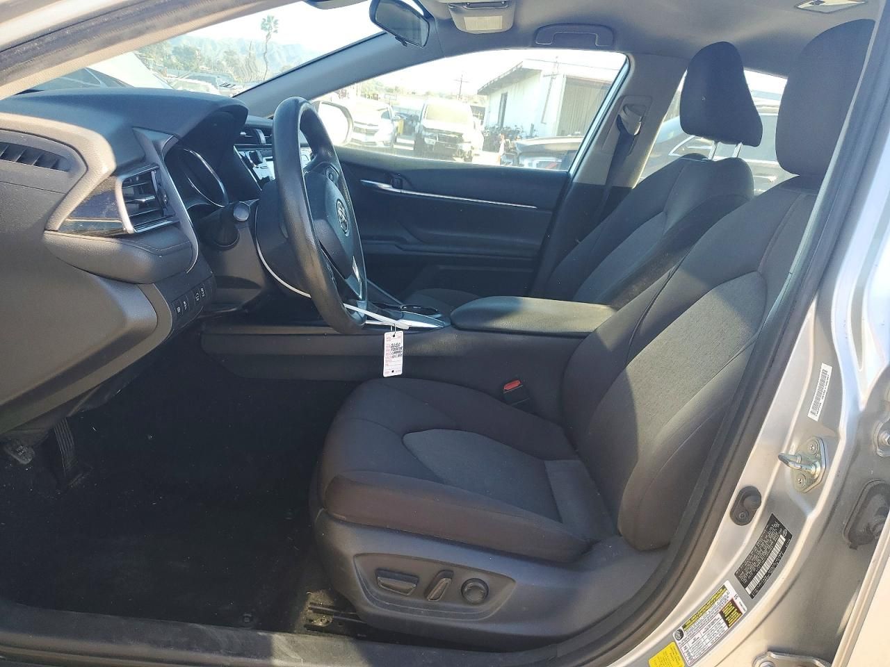 2020 Toyota Camry le