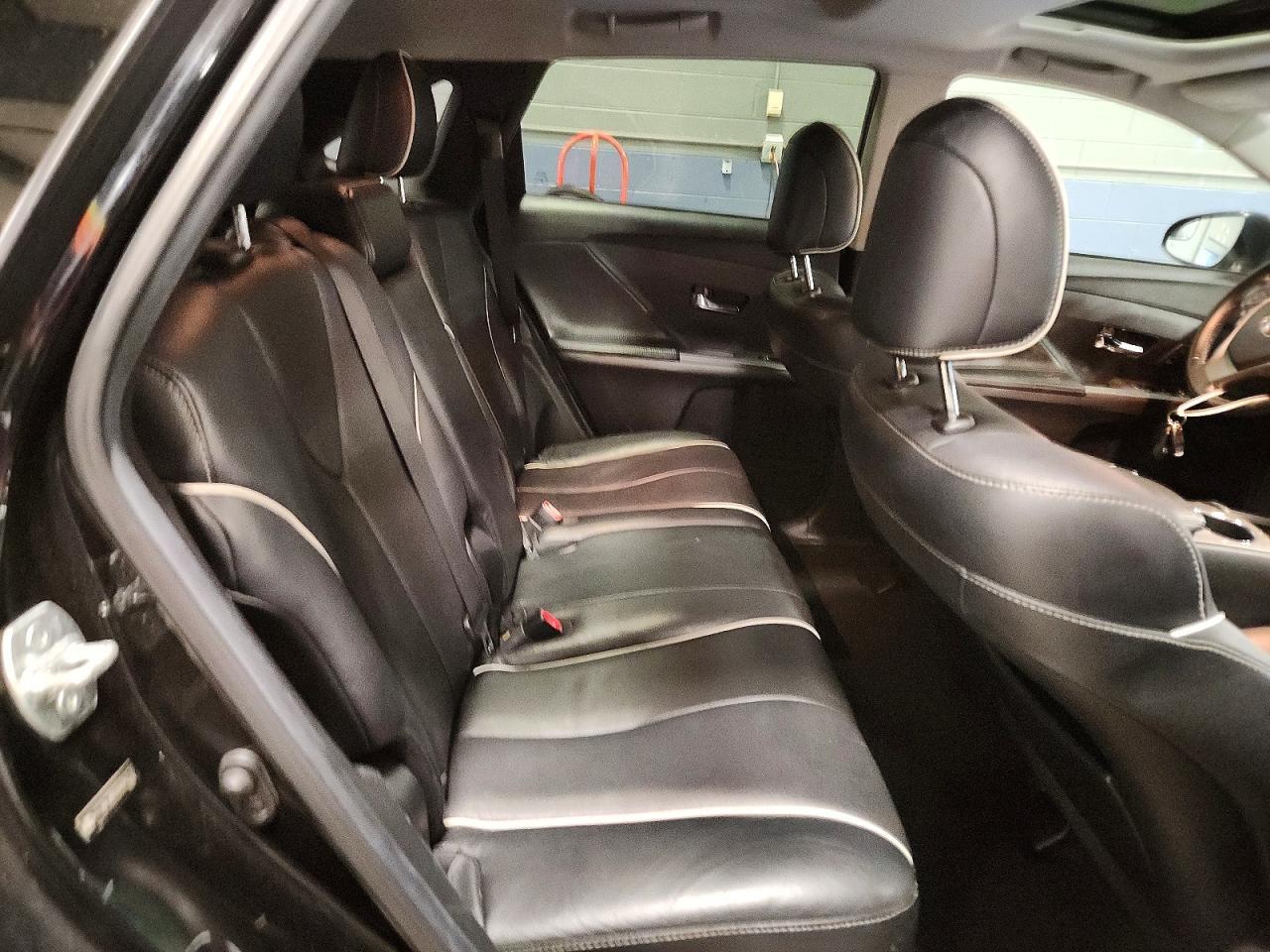 2013 Toyota Venza le