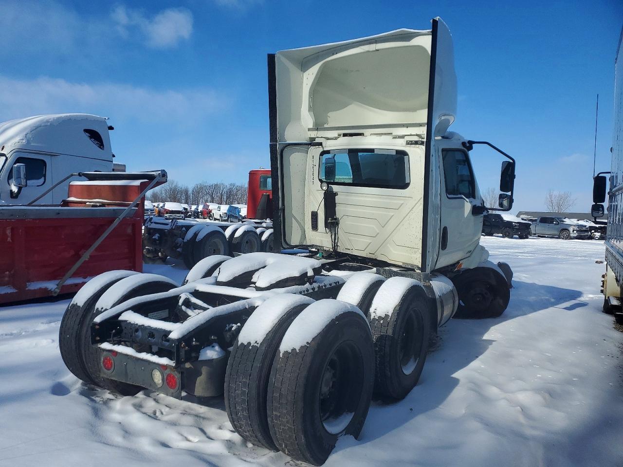 2023 International RH613 Semi Truck