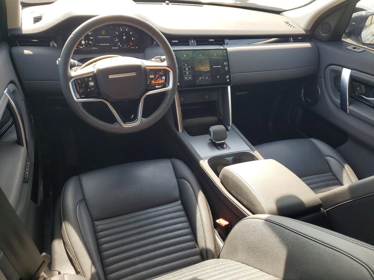 2024 Land Rover Discovery Sport s