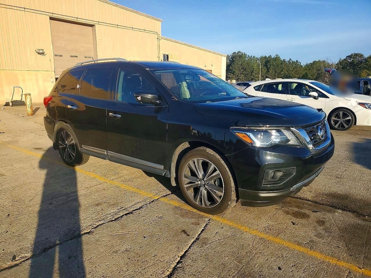 2017 Nissan Pathfinder s