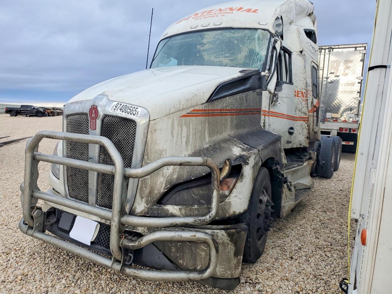 2023 Kenworth T680 Semi Truck