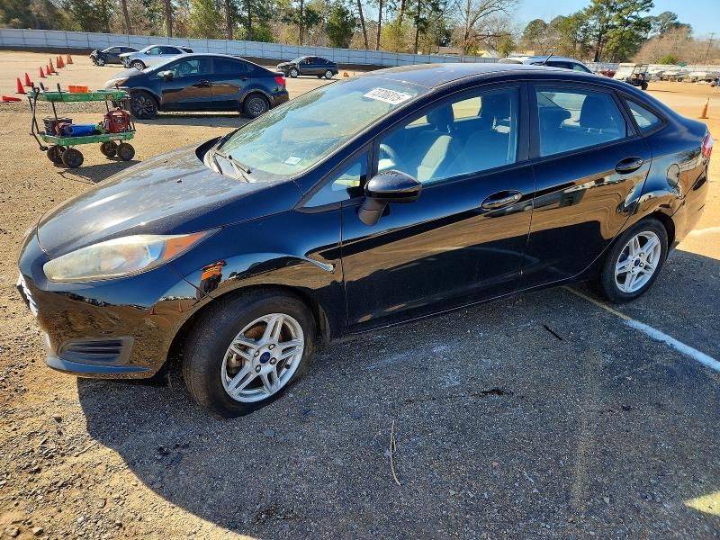 2018 Ford Fiesta se