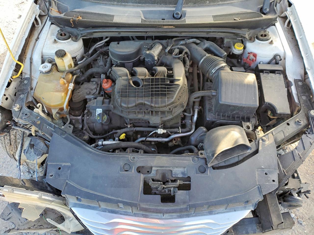 2012 Chrysler 200 lx