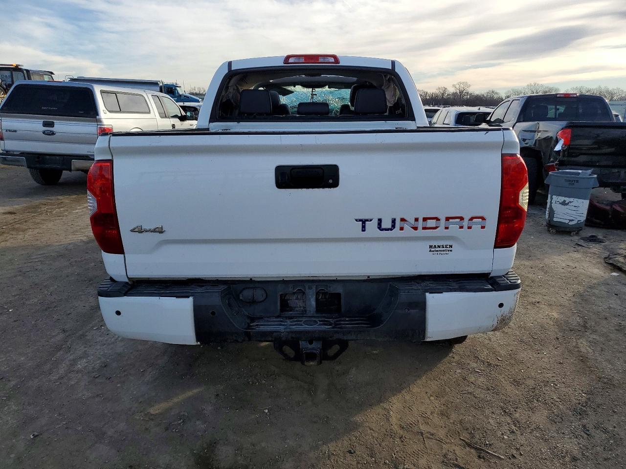 2014 Toyota Tundra Crewmax Platinum