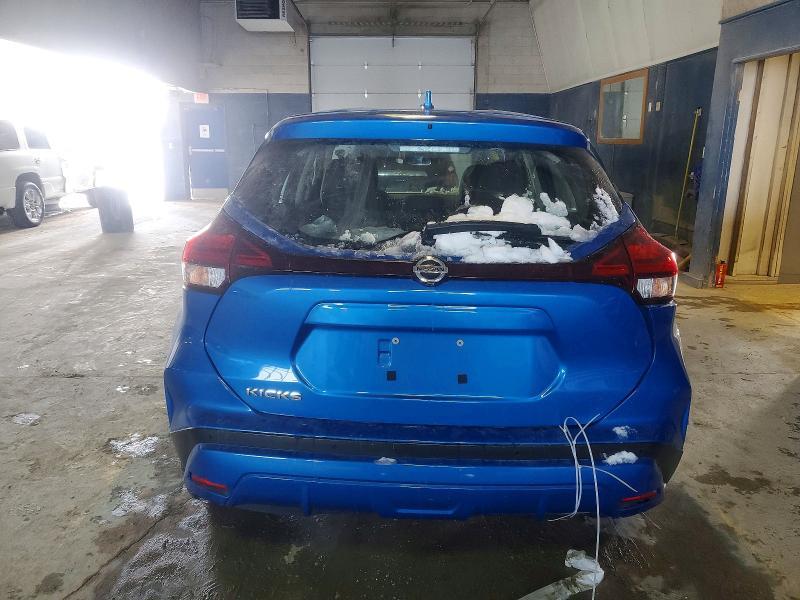 2021 Nissan Kicks s