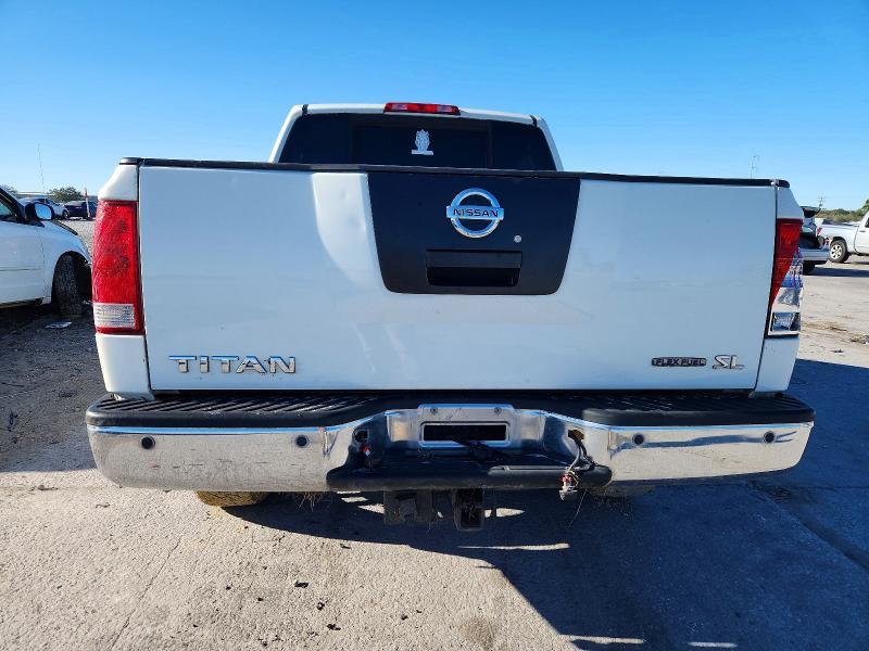 2011 Nissan Titan sv