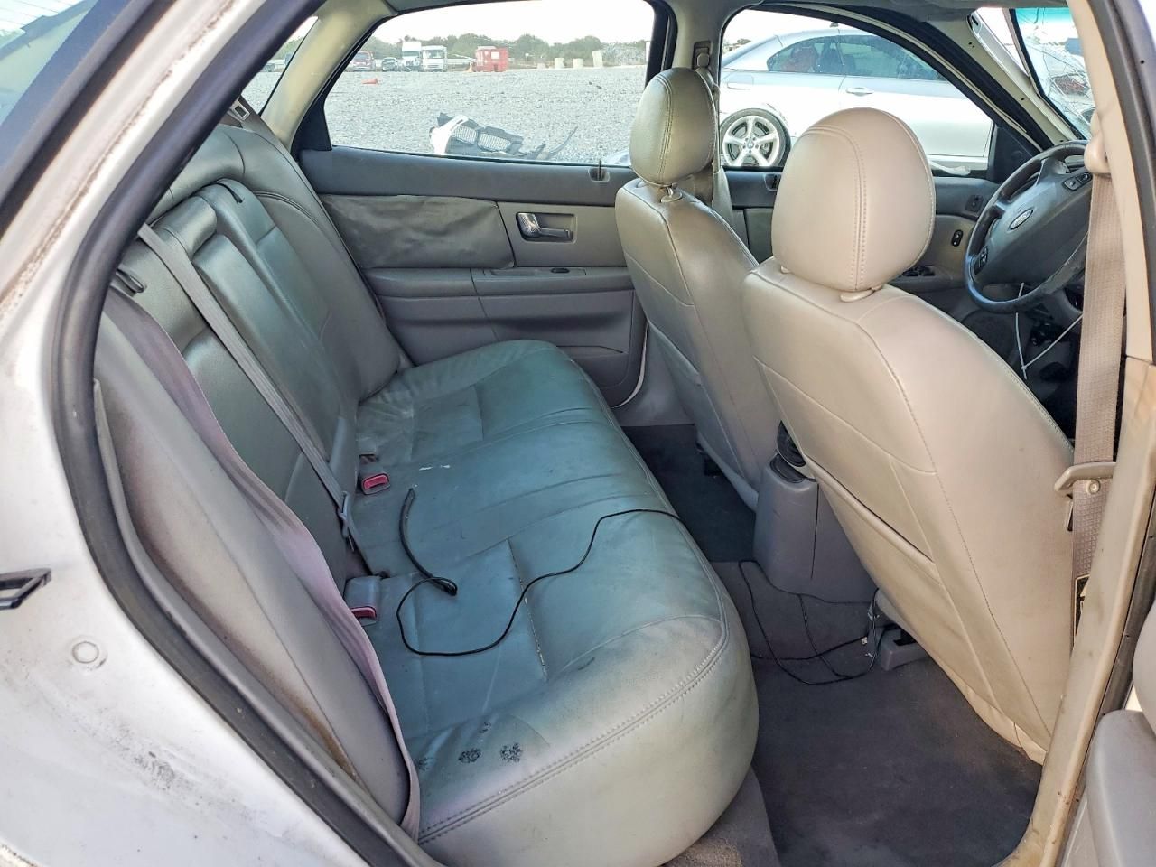 2003 Ford Taurus ses