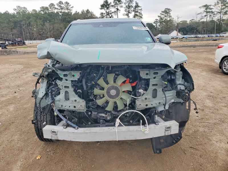 2025 Toyota Sequoia SR5