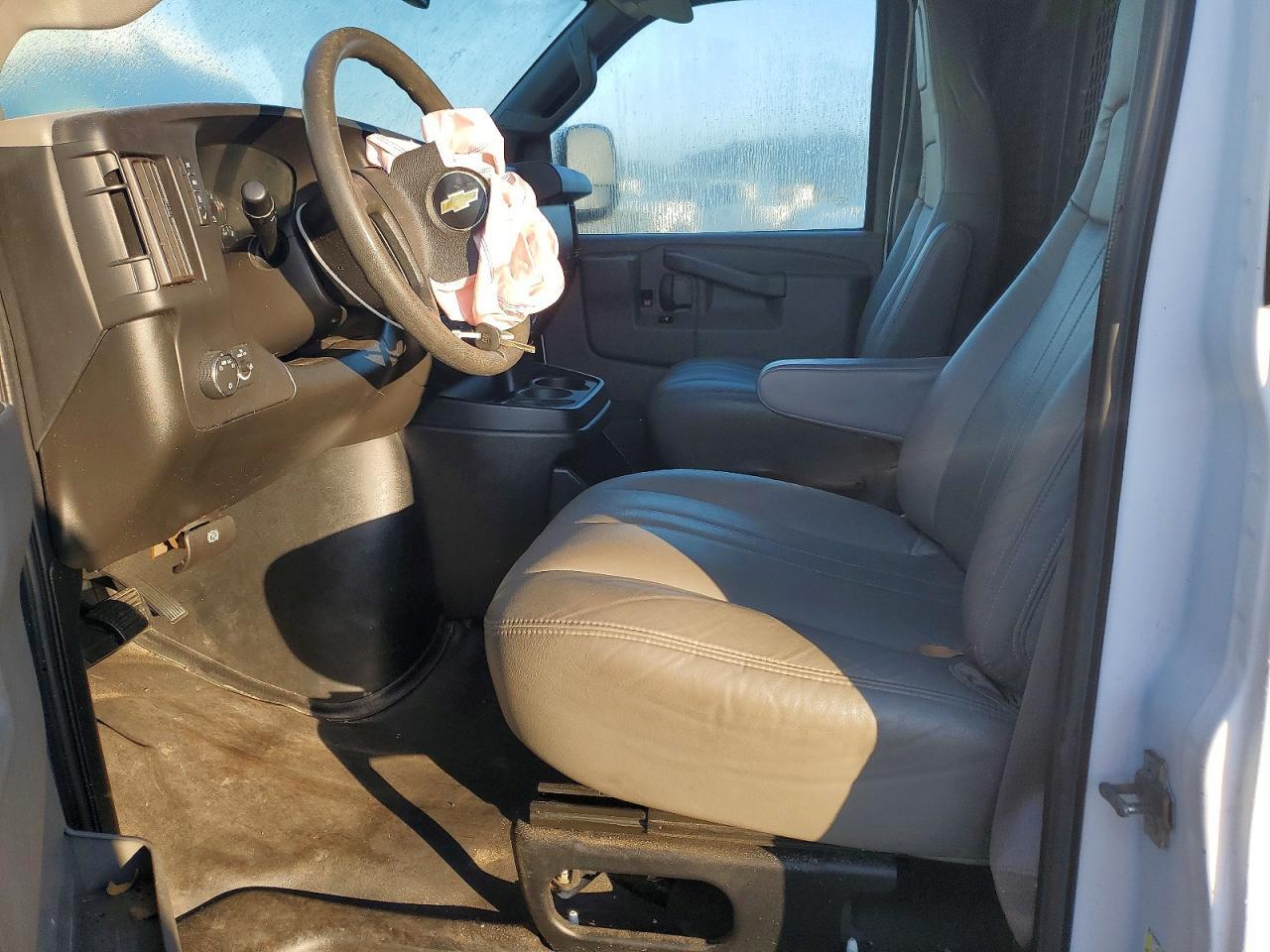 2018 Chevrolet Express G2500