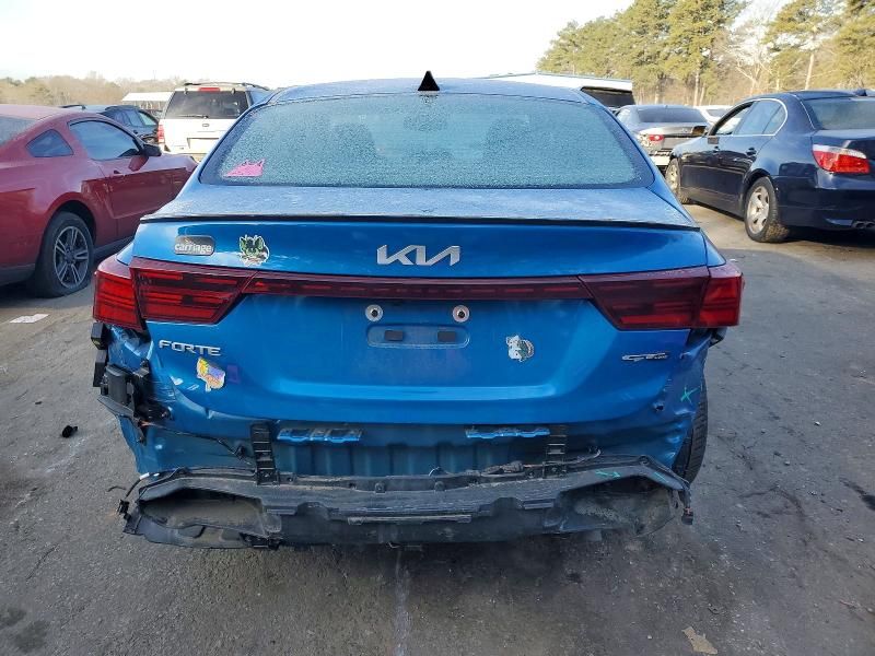 2023 KIA Forte gt Line