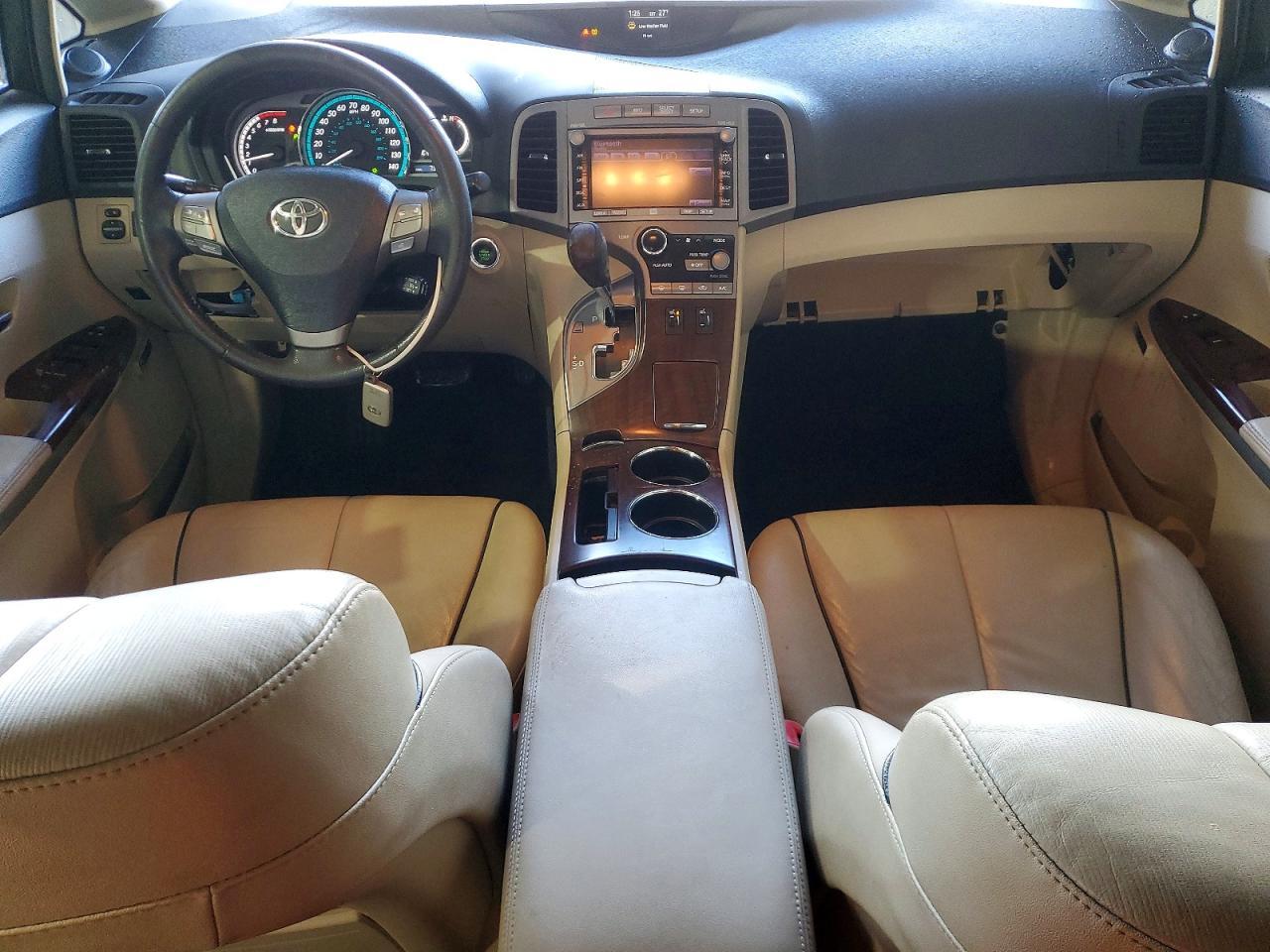 2010 Toyota Venza awd V6