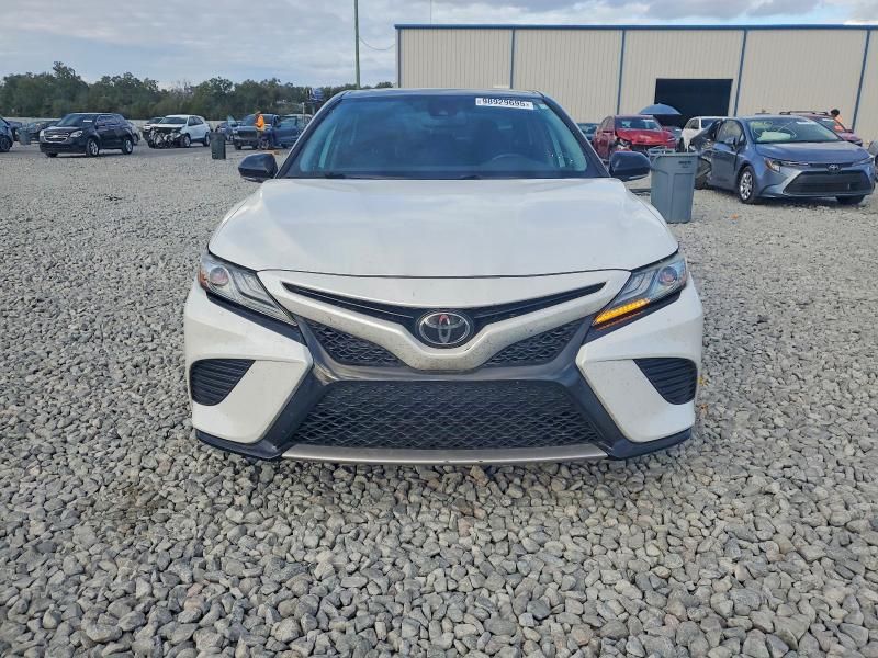 2019 Toyota Camry xse